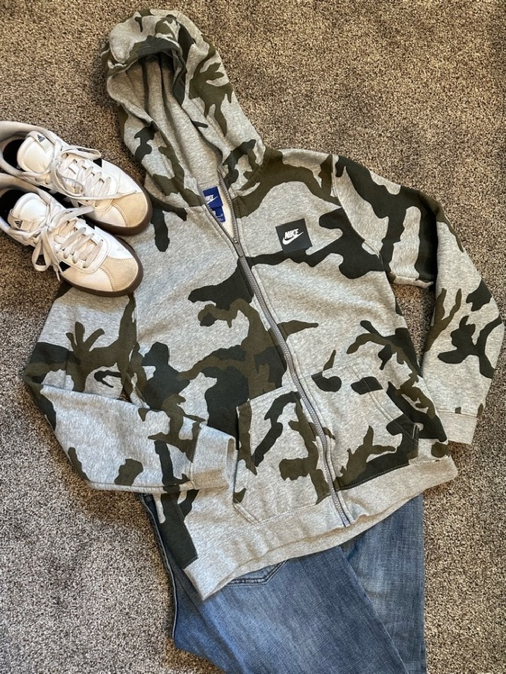 Nike Camo Full Zip Hoodie XL Gray Green Fleece Lined Streetwear Gorpcore kids